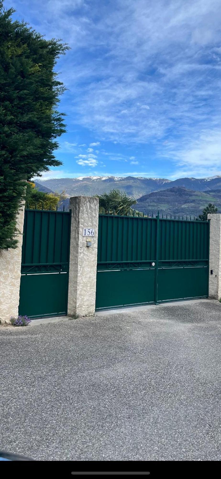 Logement Icare 5Km De Crolles, Soitec , St Lumbin Εξωτερικό φωτογραφία
